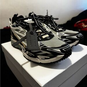 Off-White White and Black Dust Bag